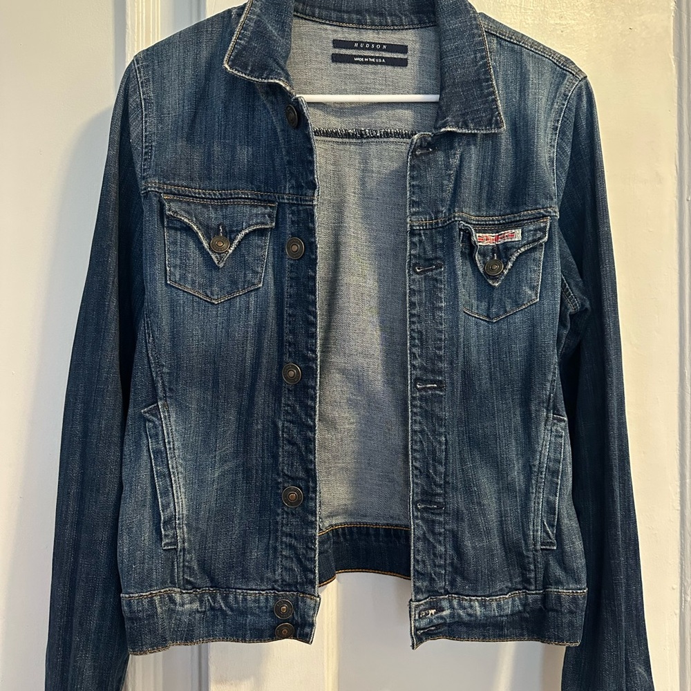 GUESS Women's Blue Denim Jacket